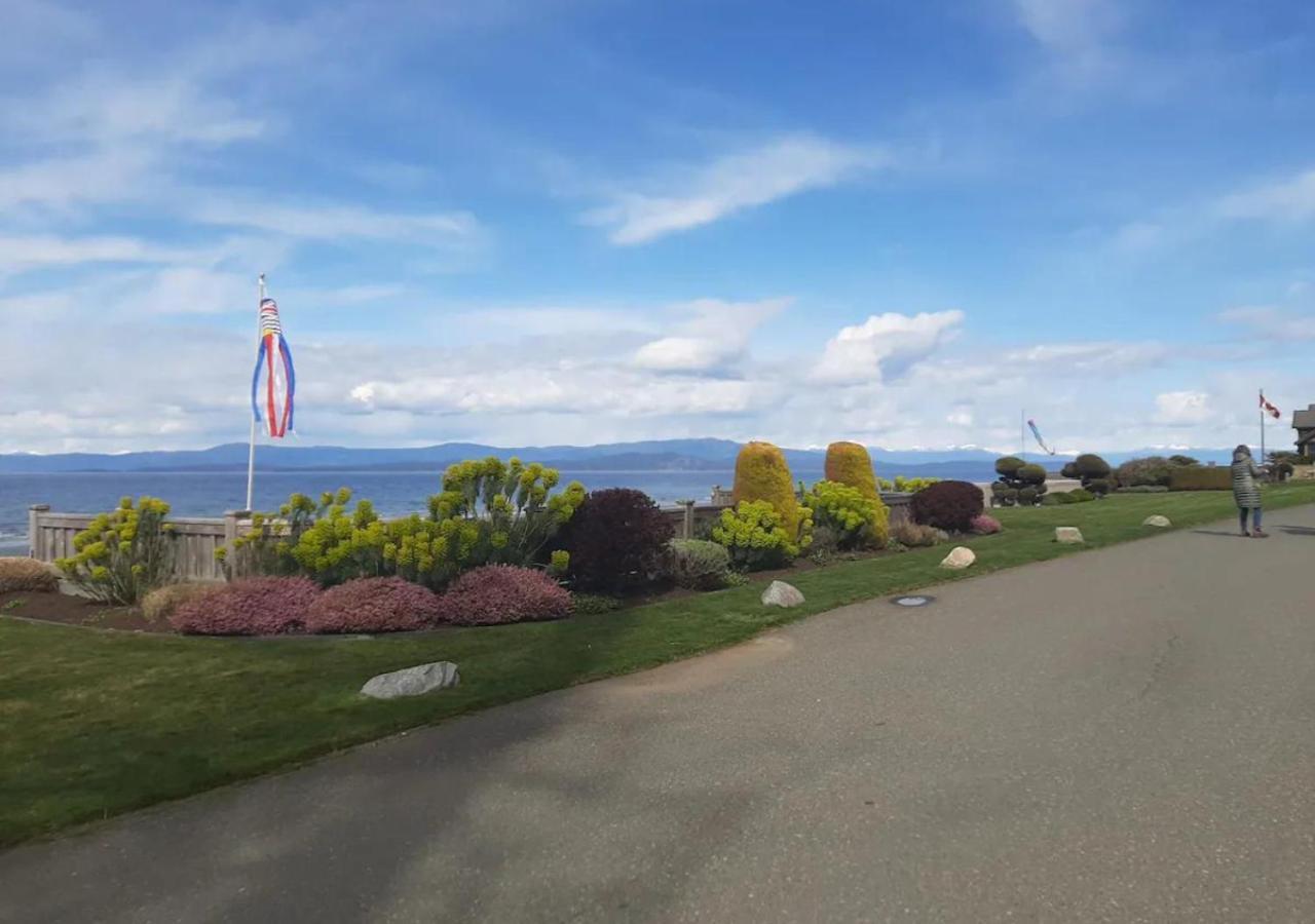 Oceanside Manor - Golf Course View Acomodação com café da manhã Qualicum Beach Exterior foto